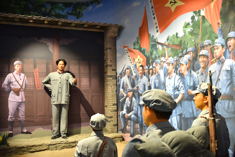 1626835802725932.jpg 场景还原:毛泽东在通渭县文庙街小学首次公开朗诵《七律•长征》2.JPG